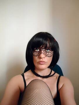 Public Photo of annalisa003