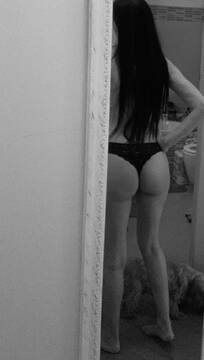 Public Photo of -Emmanuelle__