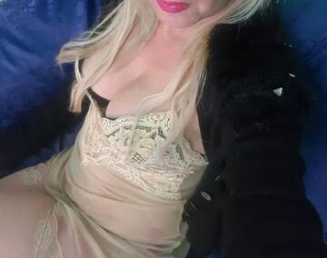 Public Photo of Lady_Devil