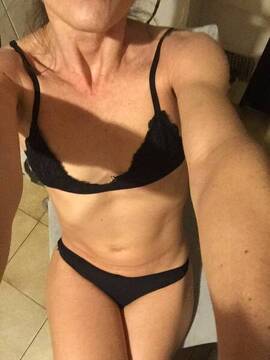 Public Photo of Micia_