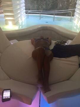 Public Photo of monellaribelle74