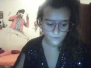 Con tacchi e vestitino mi masturbo