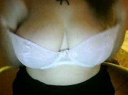 Mi masturbo tutta mmmm